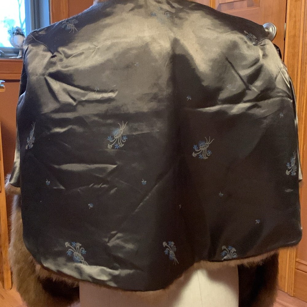 Beautiful vintage genuine formal fur stole, chocolate brown - Picture 10 of 14